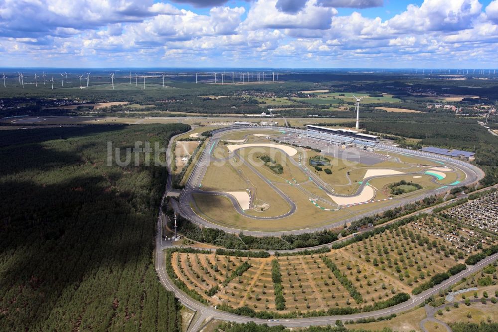Schipkau aus der Vogelperspektive: Motorsportanlage Lausitzring bei Klettwitz im Bundesland Brandenburg