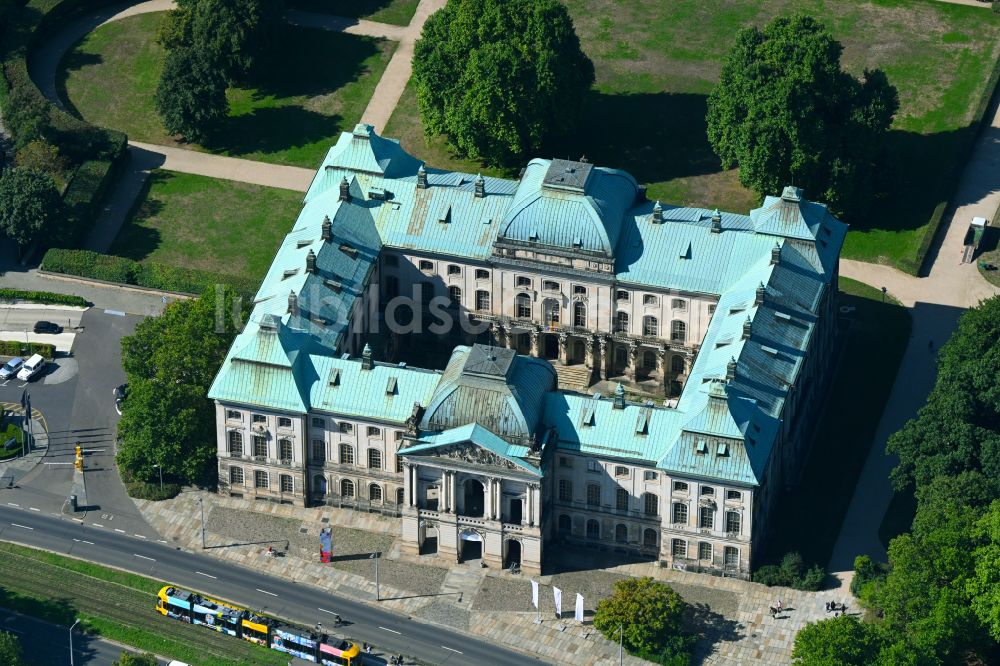 Luftaufnahme Dresden - Museum Japanisches Palais im Ortsteil Innere Neustadt in Dresden im Bundesland Sachsen, Deutschland