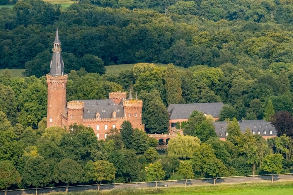 Luftbild Bedburg-Hau - Museum Schloss Moyland in Bedburg-Hau im Bundesland Nordrhein-Westfalen, Deutschland