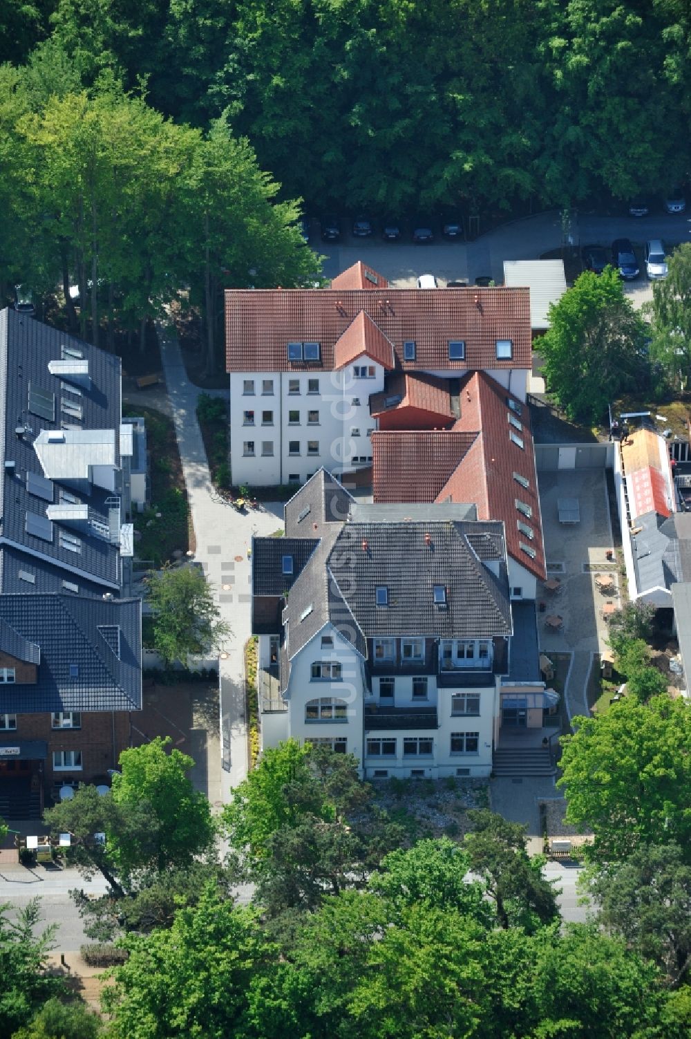 Kühlungsborn von oben - Mutter-Kind-Kurhaus der AWO Sano gGmbH am Ostseestrand von Kühlungsborn in Mecklenburg-Vorpommern