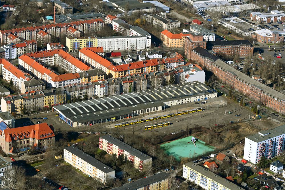 Luftbild Berlin - Nahverkehrs- und Tram- Straßenbahn- Depot der Städtischen Verkehrsbetriebe BVG Betriebshof Weissensee in Berlin, Deutschland