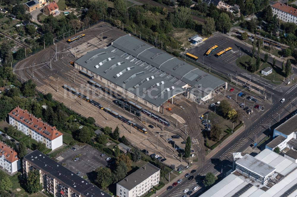 Luftaufnahme Leipzig - Nahverkehrs- und Tram- Straßenbahn- Depot der Städtischen Verkehrsbetriebe in Leipzig im Bundesland Sachsen, Deutschland
