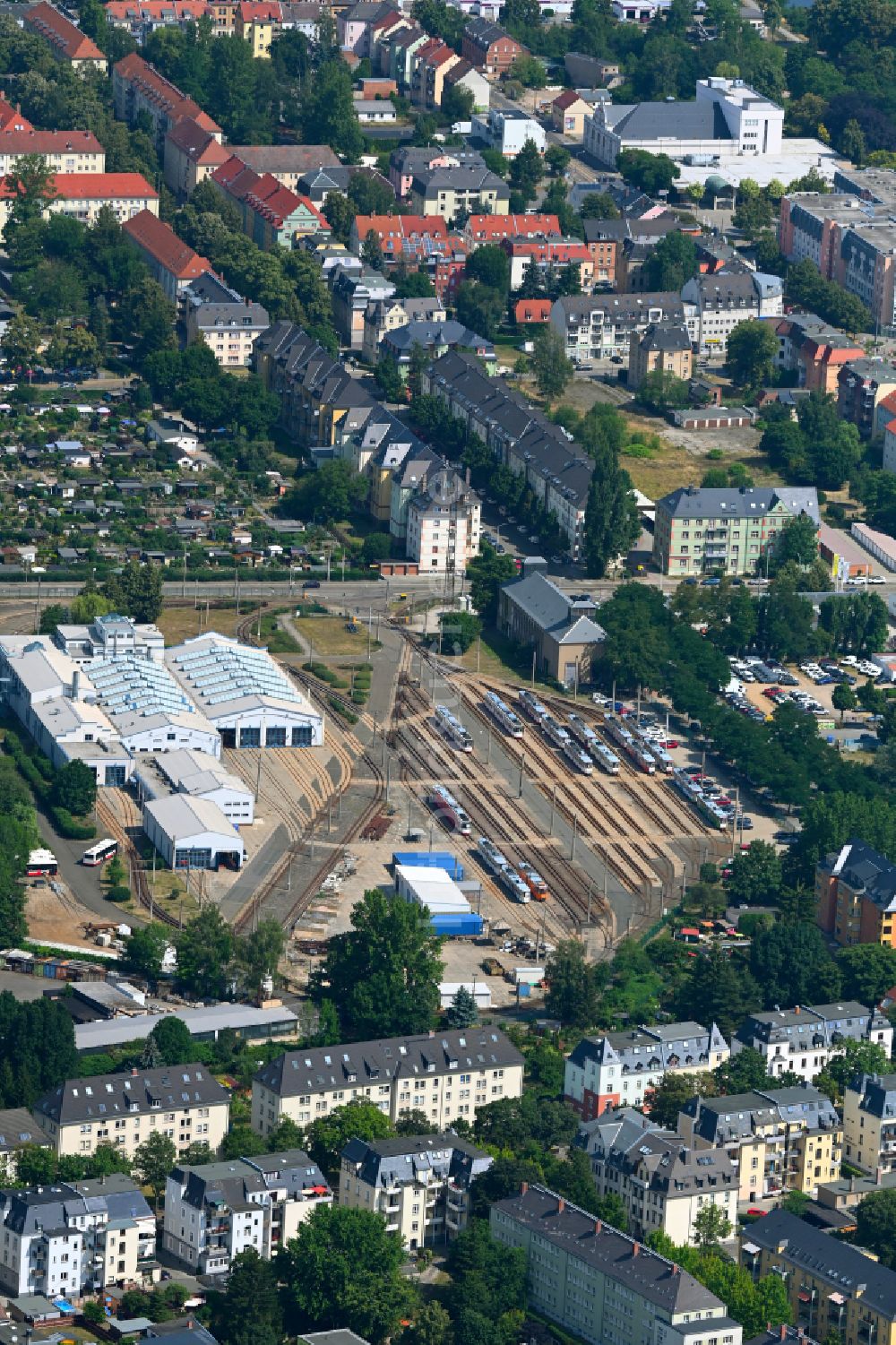 Zwickau von oben - Nahverkehrs- und Tram- Straßenbahn- Depot der Städtischen Verkehrsbetriebe SVZ in Zwickau im Bundesland Sachsen, Deutschland