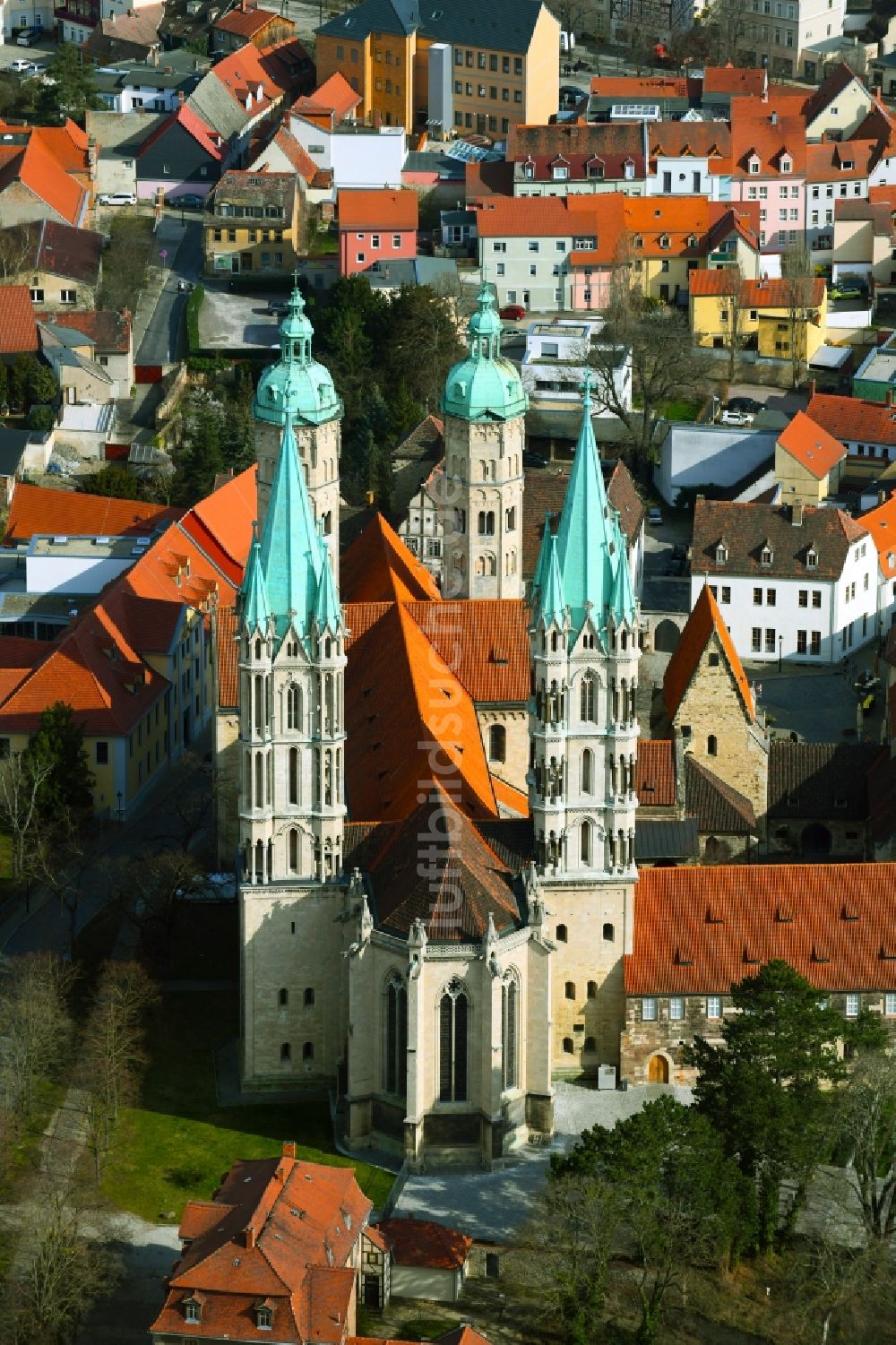 Luftaufnahme Naumburg (Saale) - Naumburger Dom St. Peter und St. Paul in Naumburg - Saale im Bundesland Sachsen-Anhalt, Deutschland