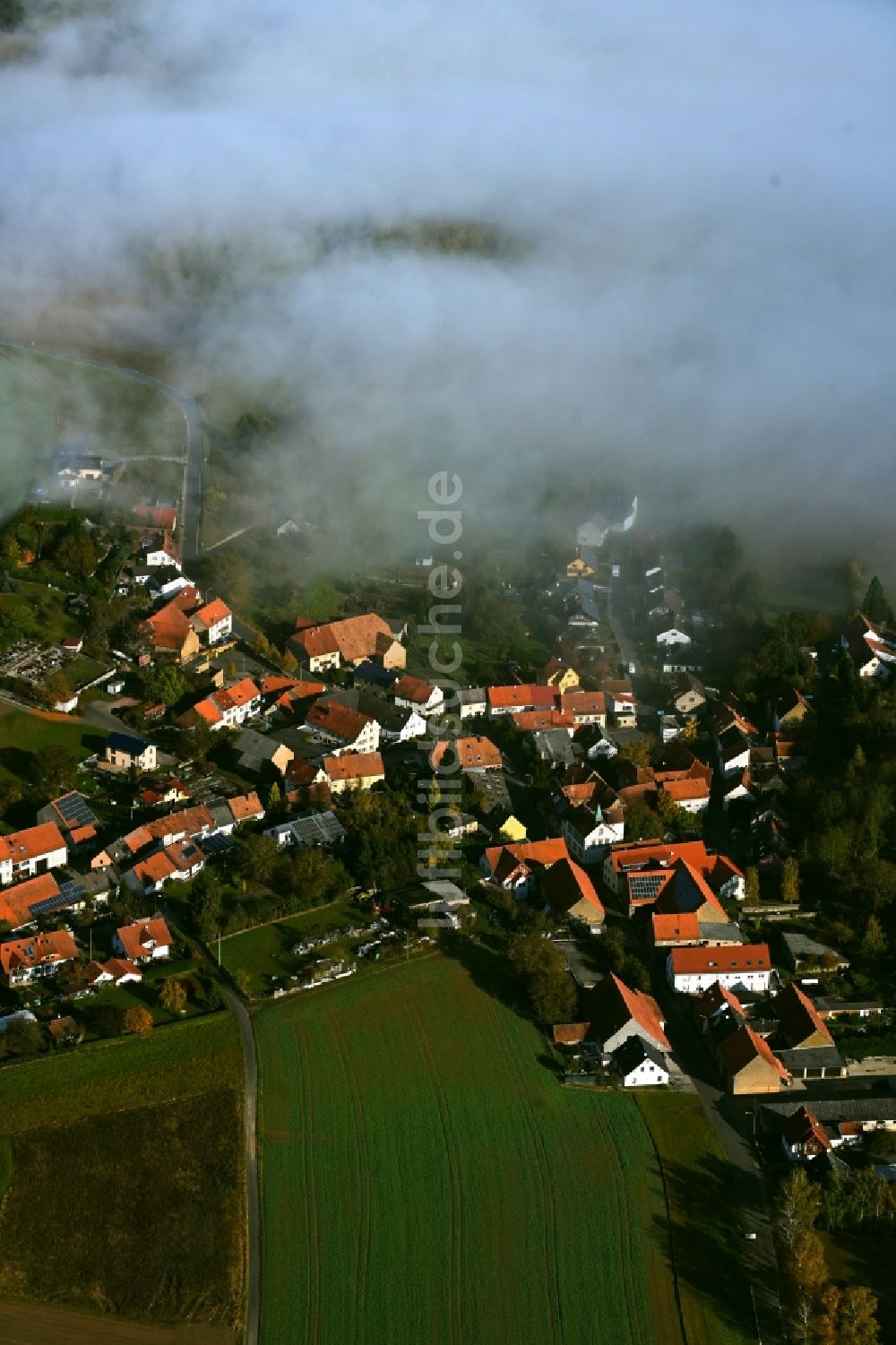 Luftbild Roth - Nebel- und Wolken- Schicht in Roth im Bundesland Rheinland-Pfalz, Deutschland