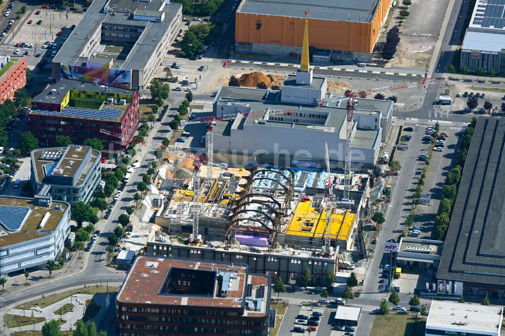 Leipzig von oben - Neubau des Archiv- Gebäudes der ehemaligen Messehalle zum Stadtarchiv in Leipzig im Bundesland Sachsen, Deutschland