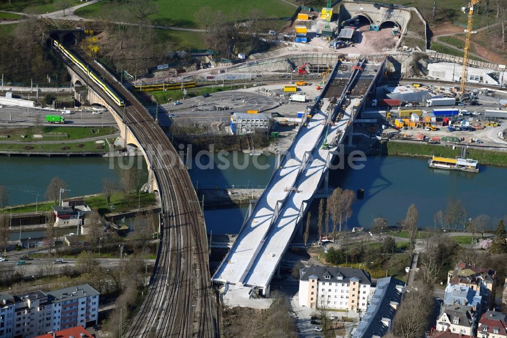 Luftbild Stuttgart - Neubau des Bahn- Brückenbauwerk über den Neckar im Ortsteil Bad Cannstatt in Stuttgart im Bundesland Baden-Württemberg, Deutschland