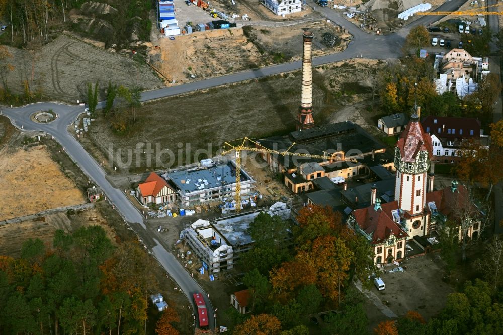 Luftaufnahme Beelitz - Neubau am Baudenkmal Heizkraftwerk Beelitz-Heilstätten in Beelitz im Bundesland Brandenburg, Deutschland
