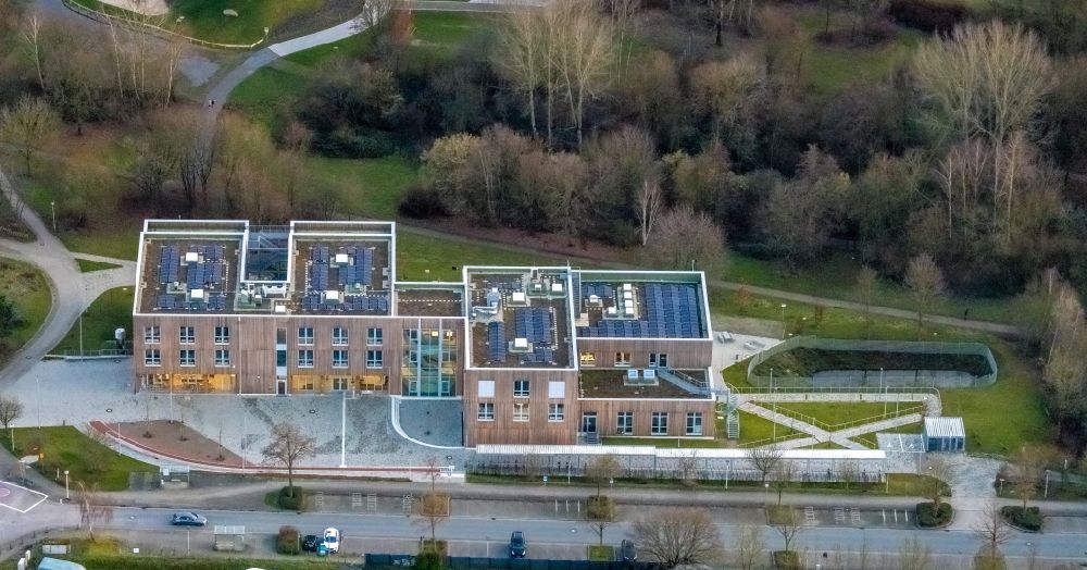 Luftaufnahme Witten - Neubau- Baustelle des Erweiterungsbaus der Universität Witten-Herdecke in Witten im Bundesland Nordrhein-Westfalen, Deutschland