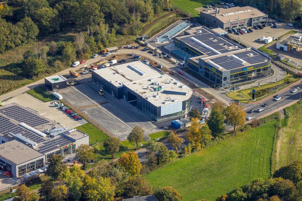 Luftaufnahme Dinslaken - Neubau- Baustelle Porsche Zentrum im Gewerbegebiet in Dinslaken im Bundesland Nordrhein-Westfalen, Deutschland