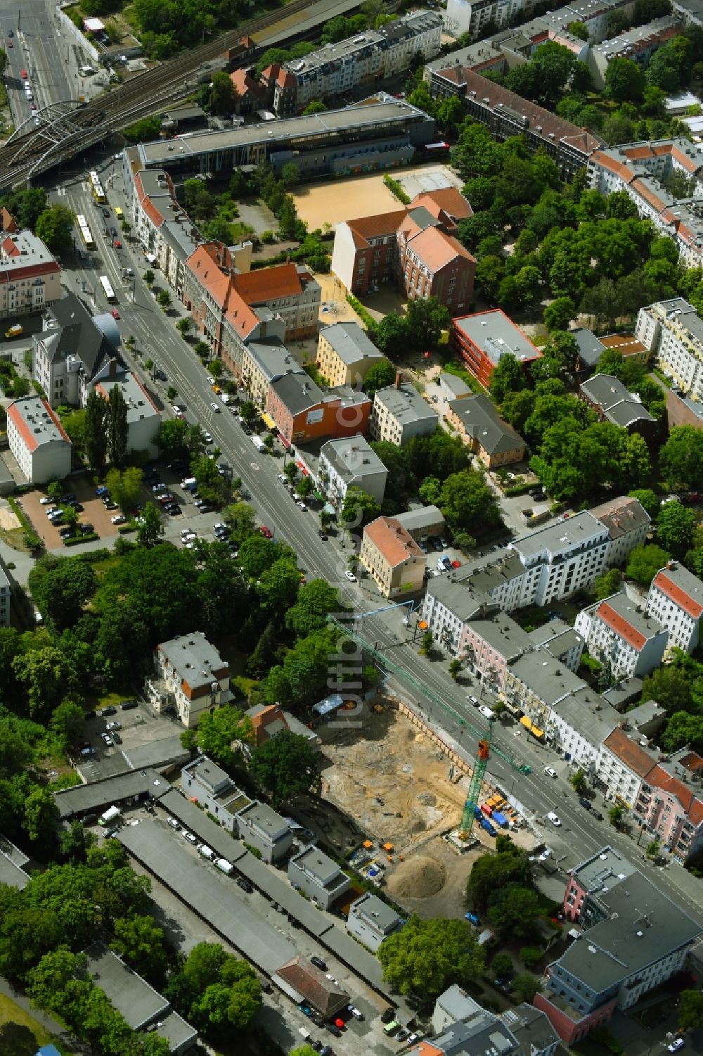 Luftaufnahme Berlin - Neubau- Baustelle für ein Rehabilitationszentrum der Rehaklinik im Ortsteil Pankow in Berlin, Deutschland