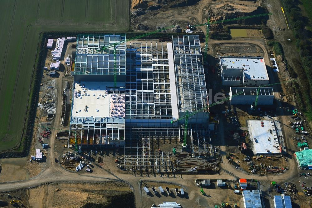 Luftaufnahme Leipzig - Neubau - Baustelle auf dem Werksgelände der Beiersdorf AG in Seehausen im Bundesland Sachsen, Deutschland