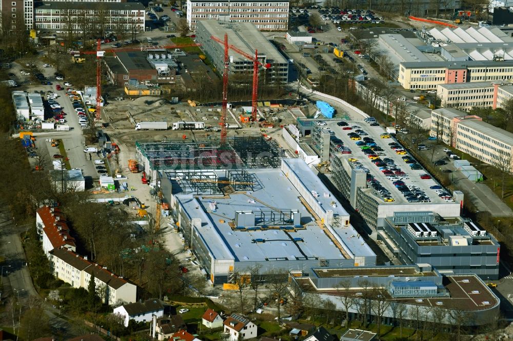 Luftaufnahme Stuttgart - Neubau - Baustelle auf dem Werksgelände des Porsche Zentrum Stuttgart an der Lorenzstraße im Ortsteil Zuffenhausen-Schützenbühl in Stuttgart im Bundesland Baden-Württemberg, Deutschland