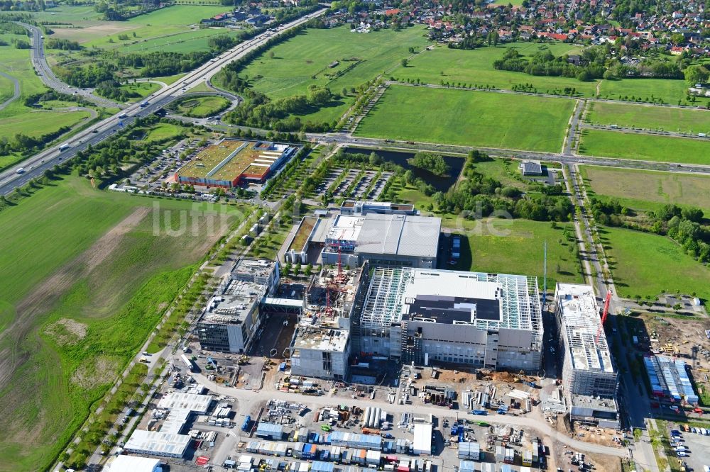 Luftbild Dresden - Neubau - Baustelle auf dem Werksgelände der Robert Bosch Semiconductor Manufacturing Dresden GmbH im Ortsteil Hellerau in Dresden im Bundesland Sachsen, Deutschland