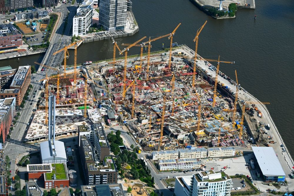 Hamburg aus der Vogelperspektive: Neubau Überseequartier am Chicagokai in der Hafencity in Hamburg, Deutschland