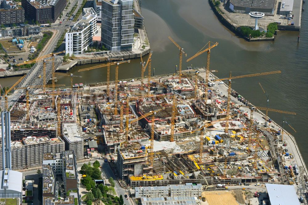 Hamburg aus der Vogelperspektive: Neubau Überseequartier am Chicagokai in der Hafencity in Hamburg, Deutschland