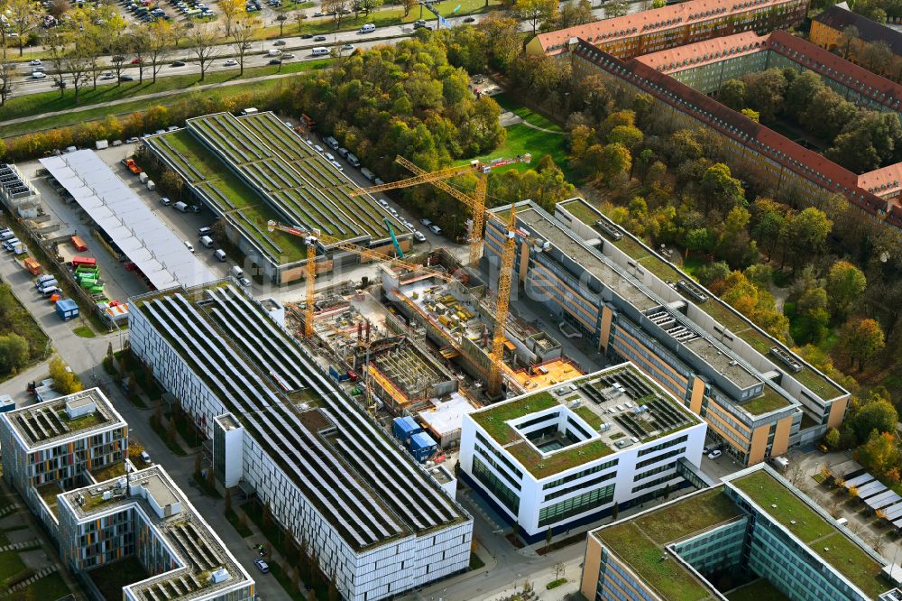 München aus der Vogelperspektive: Neubau Betriebshof Kfz-Werkstatt und SWM Ausbildungszentrum in München im Bundesland Bayern, Deutschland