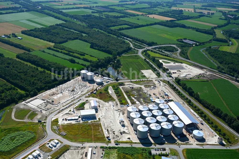 Sedelsberg aus der Vogelperspektive: Neubau Biogasspeicher- Behälter im Biogaspark in Sedelsberg im Bundesland Niedersachsen, Deutschland