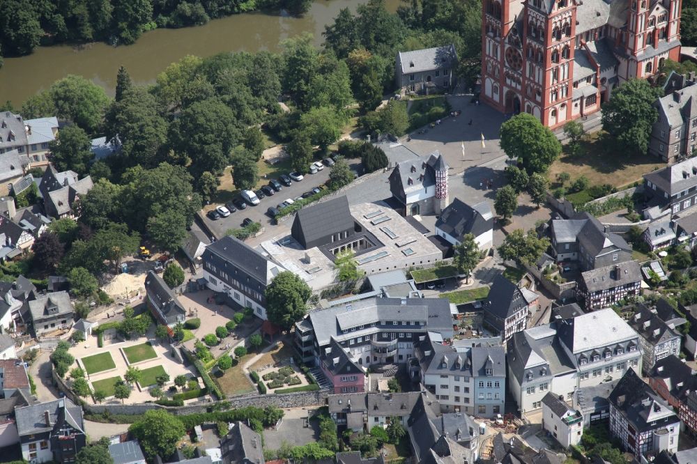 Luftaufnahme Limburg an der Lahn - Neubau der bischöflichen Residenz am Limburger Dom in Limburg im Bundesland Hessen