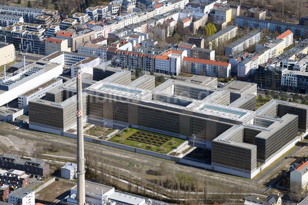 Luftbild Berlin - Neubau der BND-Zentrale in Berlin-Mitte an der Chausseestraße in der Hauptstadt Berlin