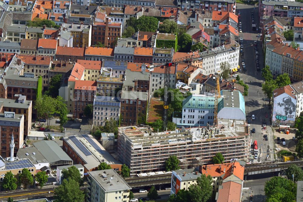 Luftbild Berlin - Neubau eines Büro- und Geschäftshauses in Berlin, Deutschland