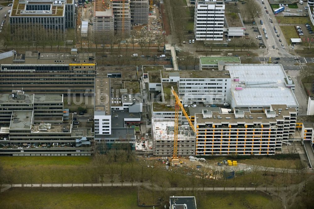Luftbild Hamburg - Neubau eines Büro- und Geschäftshauses am Überseering im Ortsteil Winterhude in Hamburg, Deutschland
