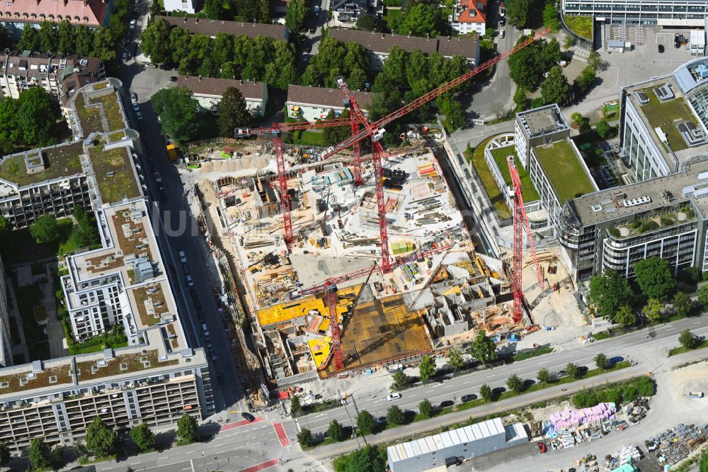 Luftaufnahme München - Neubau eines Büro- und Geschäftshauses Der Bogen im Ortsteil Bogenhausen in München im Bundesland Bayern, Deutschland