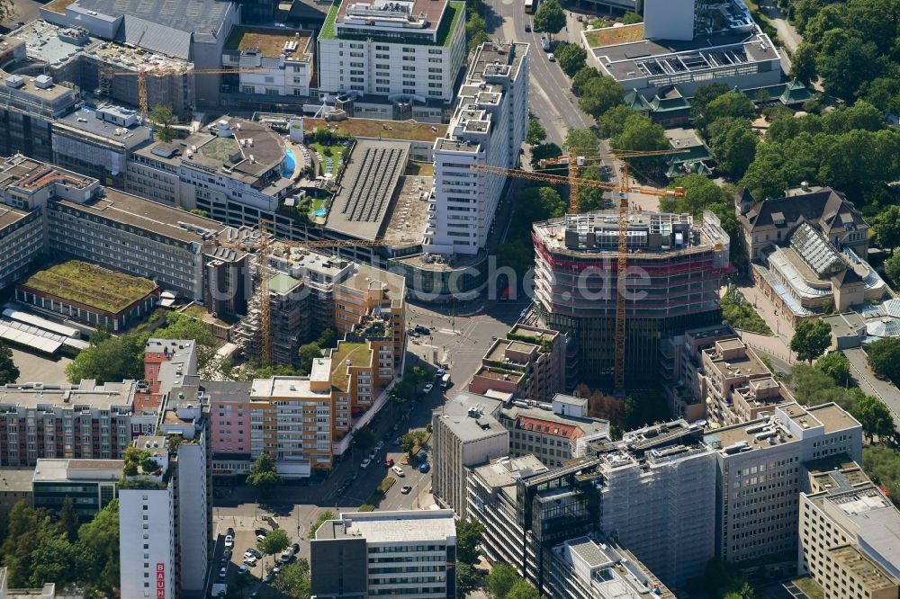 Luftaufnahme Berlin - Neubau eines Büro- und Geschäftshauses an der Budapester Straße Ecke Kurfürstenstraße im Ortsteil Tiergarten in Berlin, Deutschland