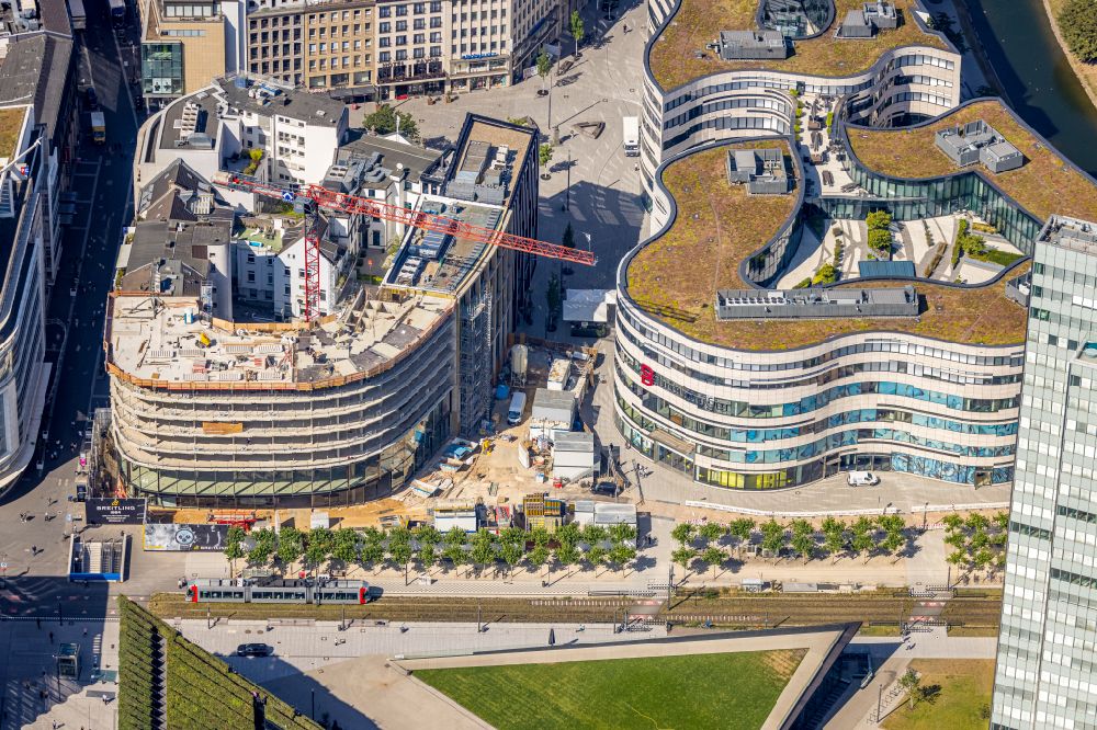 Luftaufnahme Düsseldorf - Neubau eines Büro- und Geschäftshauses in Düsseldorf im Bundesland Nordrhein-Westfalen, Deutschland