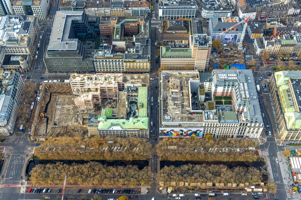 Düsseldorf aus der Vogelperspektive: Neubau eines Büro- und Geschäftshauses in Düsseldorf im Bundesland Nordrhein-Westfalen, Deutschland
