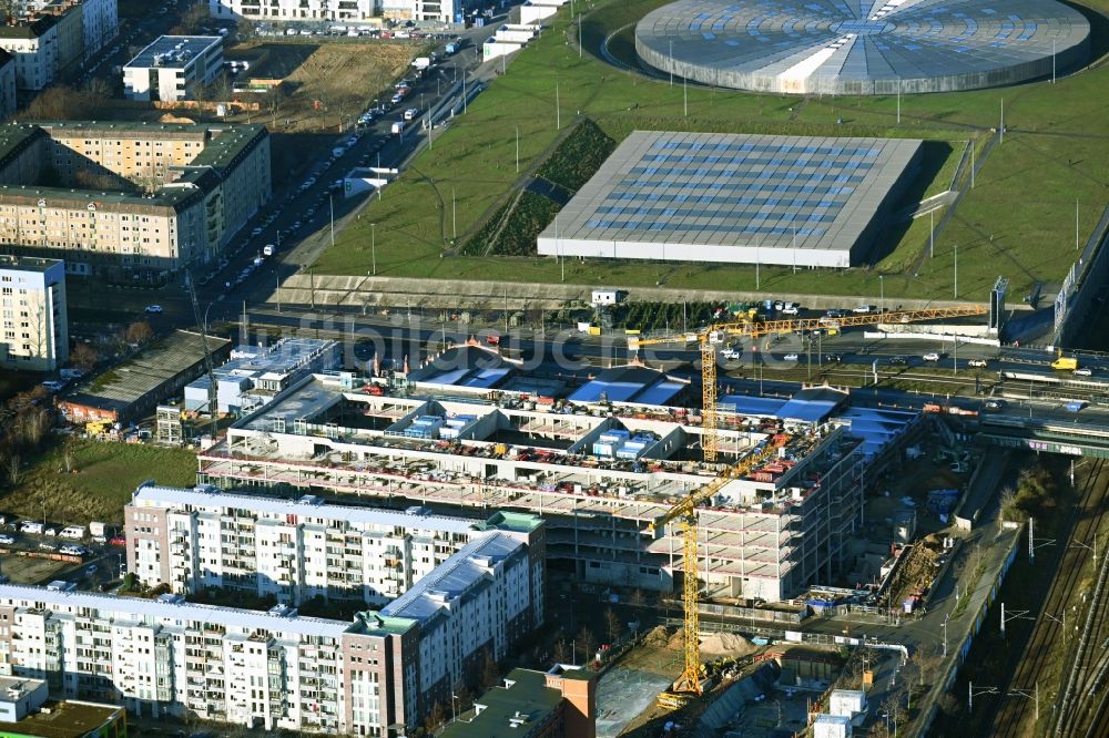 Luftbild Berlin - Neubau eines Büro- und Geschäftshauses DSTRCT.Berlin im Ortsteil Prenzlauer Berg in Berlin, Deutschland