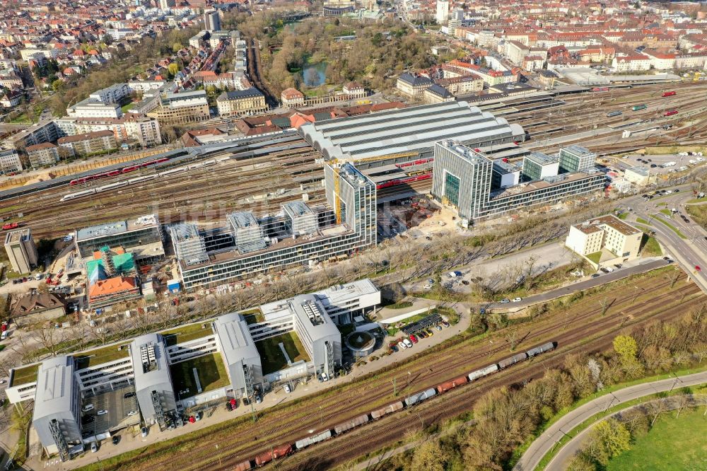 Luftaufnahme Karlsruhe - Neubau eines Büro- und Geschäftshauses in Karlsruhe im Bundesland Baden-Württemberg, Deutschland