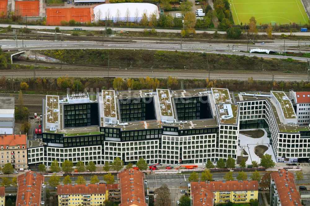 München von oben - Neubau eines Büro- und Geschäftshauses Mark im Ortsteil Laim in München im Bundesland Bayern, Deutschland