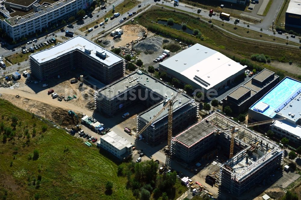 Luftaufnahme Schönefeld - Neubau eines Büro- und Geschäftshauses an der Mizarstraße in Schönefeld im Bundesland Brandenburg, Deutschland