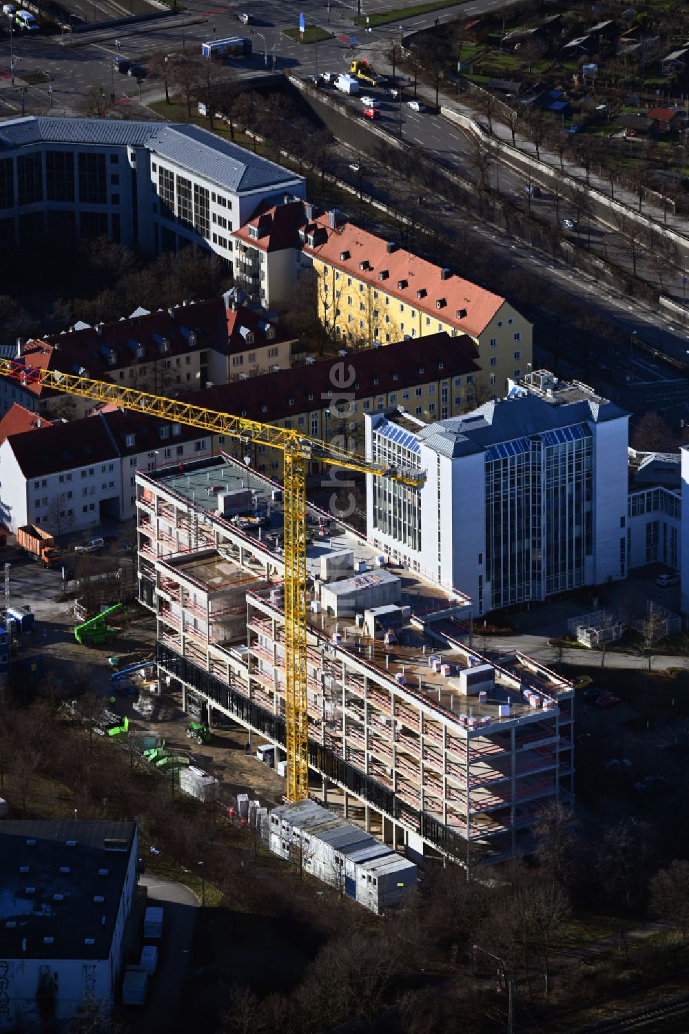 München von oben - Neubau eines Büro- und Geschäftshauses H29 im Münchener Westend in München im Bundesland Bayern, Deutschland