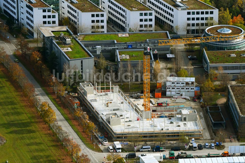 Luftbild München - Neubau eines Büro- und Geschäftshauses im Ortsteil Trudering-Riem in München im Bundesland Bayern, Deutschland