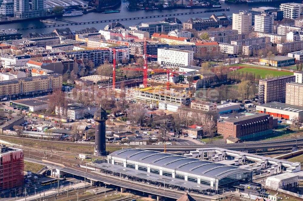 Berlin von oben - Neubau eines Büro- und Geschäftshauses PANDION OFFICEHOME Ostkreuz Campus A in Berlin, Deutschland