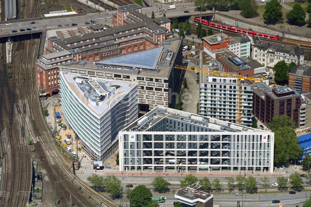 Hamburg von oben - Neubau eines Büro- und Geschäftshauses des Projekts Connexion Office am Klostertor in Hamburg, Deutschland