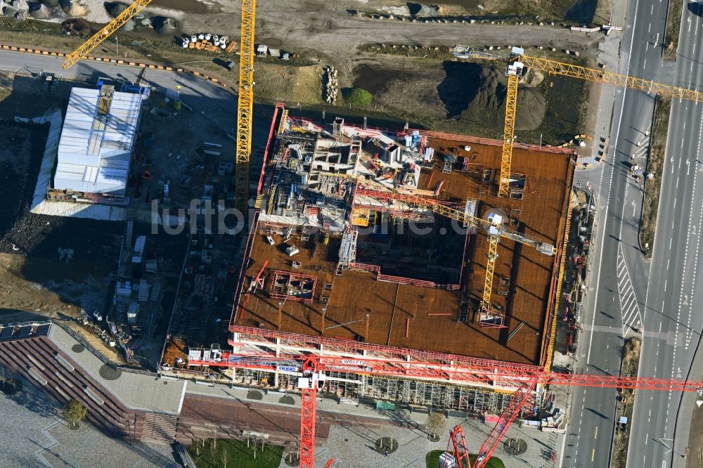 Luftaufnahme Hamburg - Neubau eines Büro- und Geschäftshauses des Projekts EDGE HafenCity am Amerigo-Vespucci-Platz in Hamburg, Deutschland