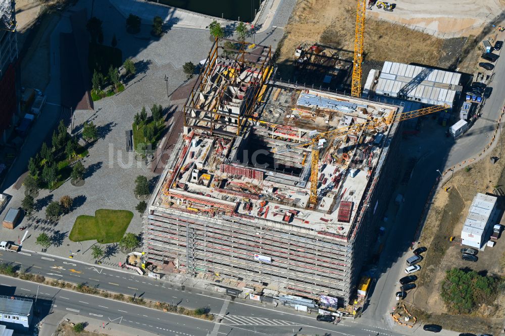 Luftbild Hamburg - Neubau eines Büro- und Geschäftshauses des Projekts EDGE HafenCity am Amerigo-Vespucci-Platz in Hamburg, Deutschland