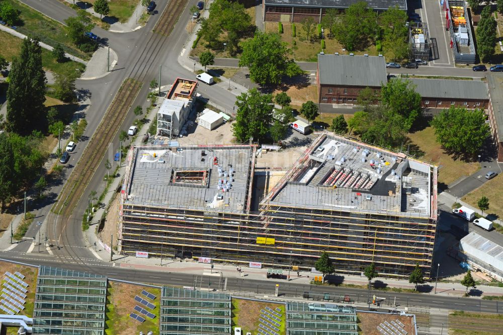 Luftaufnahme Berlin - Neubau eines Büro- und Geschäftshauses Steinbeis-Haus Adlershof in Berlin, Deutschland