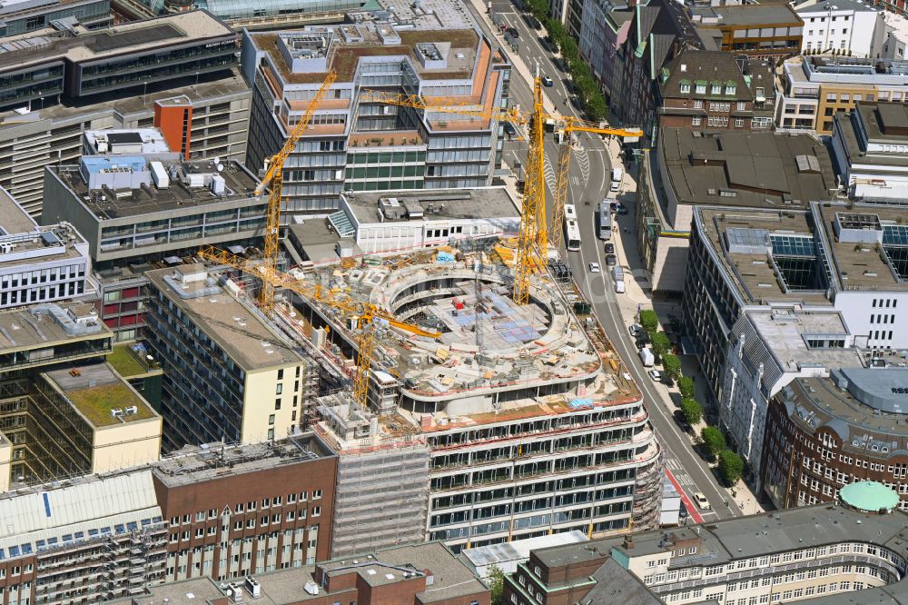 Luftbild Hamburg - Neubau eines Büro- und Geschäftshauses Deutschlandhaus am Valentinskamp in Hamburg, Deutschland