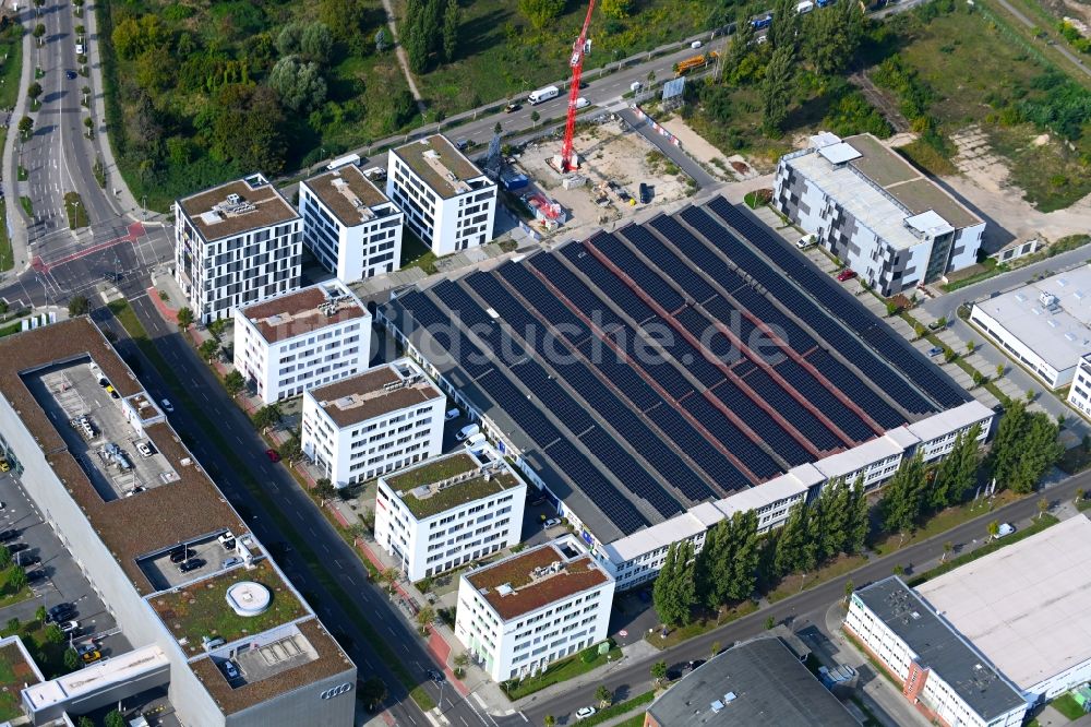 Luftaufnahme Berlin - Neubau eines Büro- und Geschäftshauses Am Oktogon im Ortsteil Adlershof in Berlin, Deutschland