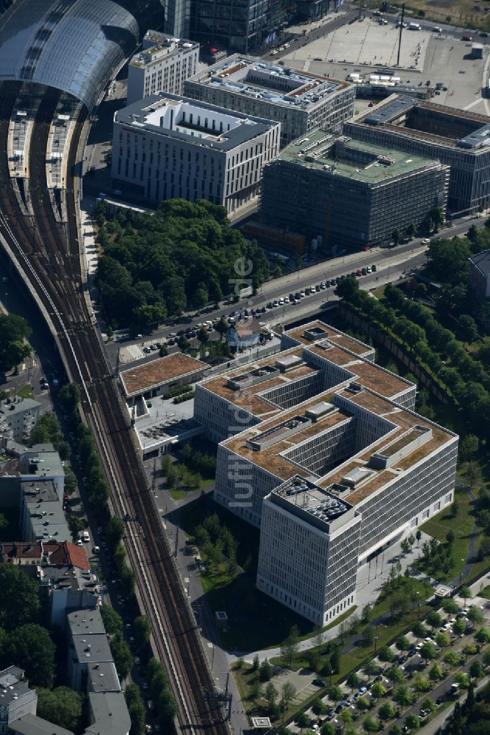Berlin von oben - Neubau des Bundesministeriums des Innern / Innenministerium in Berlin Moabit