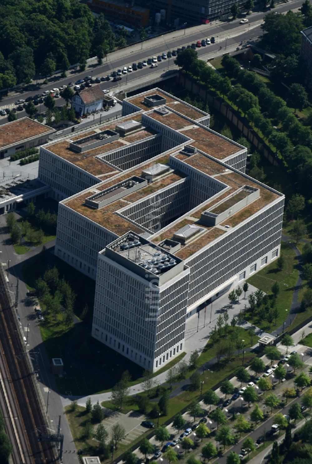 Luftbild Berlin - Neubau des Bundesministeriums des Innern / Innenministerium in Berlin Moabit