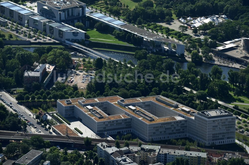 Luftaufnahme Berlin - Neubau des Bundesministeriums des Innern / Innenministerium in Berlin Moabit