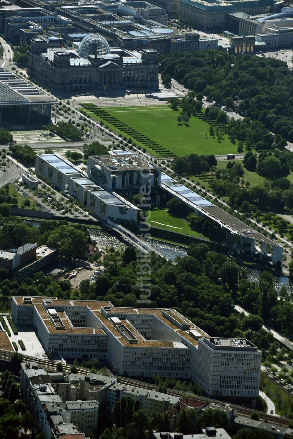Luftbild Berlin - Neubau des Bundesministeriums des Innern / Innenministerium in Berlin Moabit