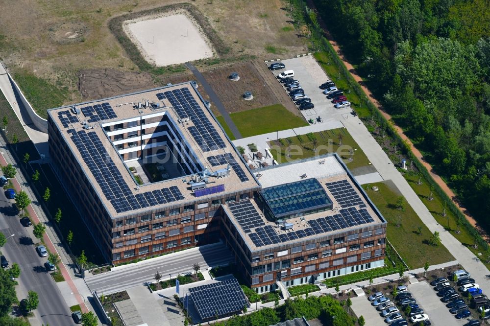 Luftbild Berlin - Neubau des Firmengebäudes der Flexim GmbH an der Boxberger Straße im Bezirk Marzahn in Berlin