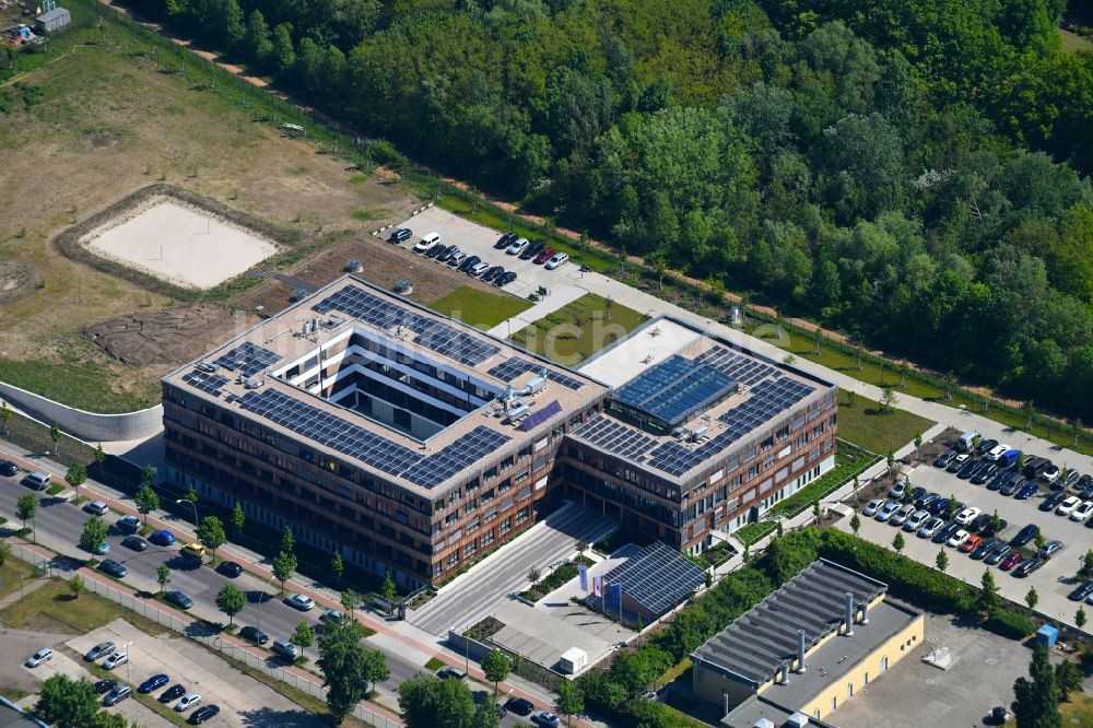 Luftaufnahme Berlin - Neubau des Firmengebäudes der Flexim GmbH an der Boxberger Straße im Bezirk Marzahn in Berlin