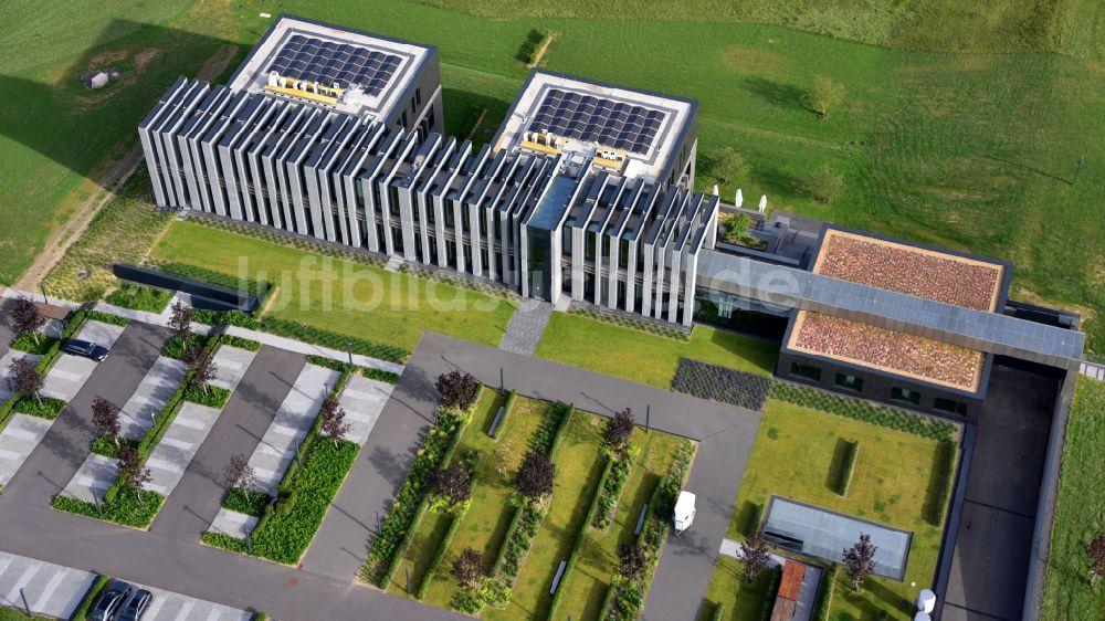 Luftbild Neustadt (Wied) - Neubau der Firmenzentrale der Wirtgen Invest Holding GmbH in Rahms im Bundesland Rheinland-Pfalz, Deutschland